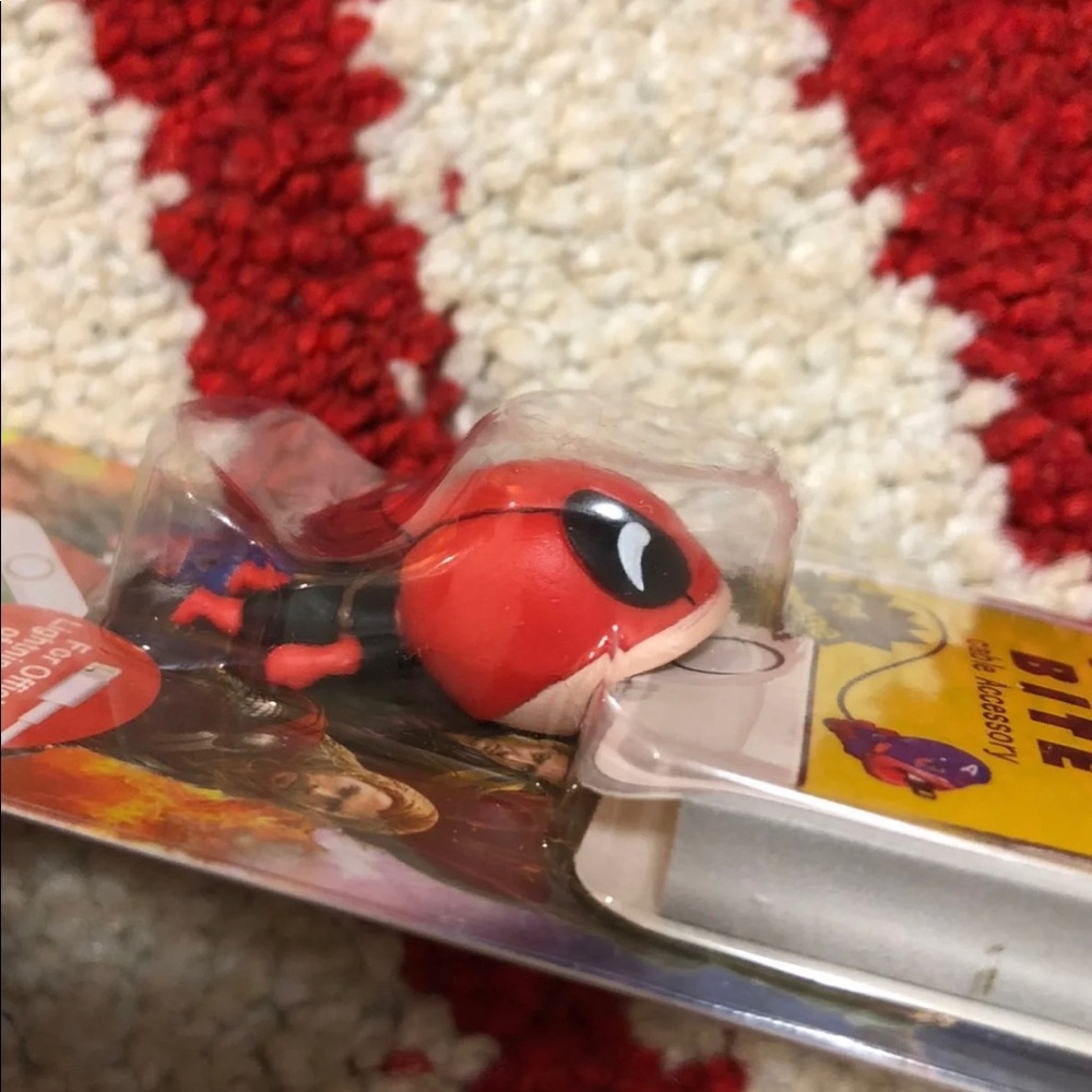 New Deadpool Cable Bite cord protector